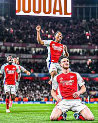 牢牢占据积 牢牢占据积